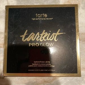 Tarteist Pro Glow Highlight and Contour Palette